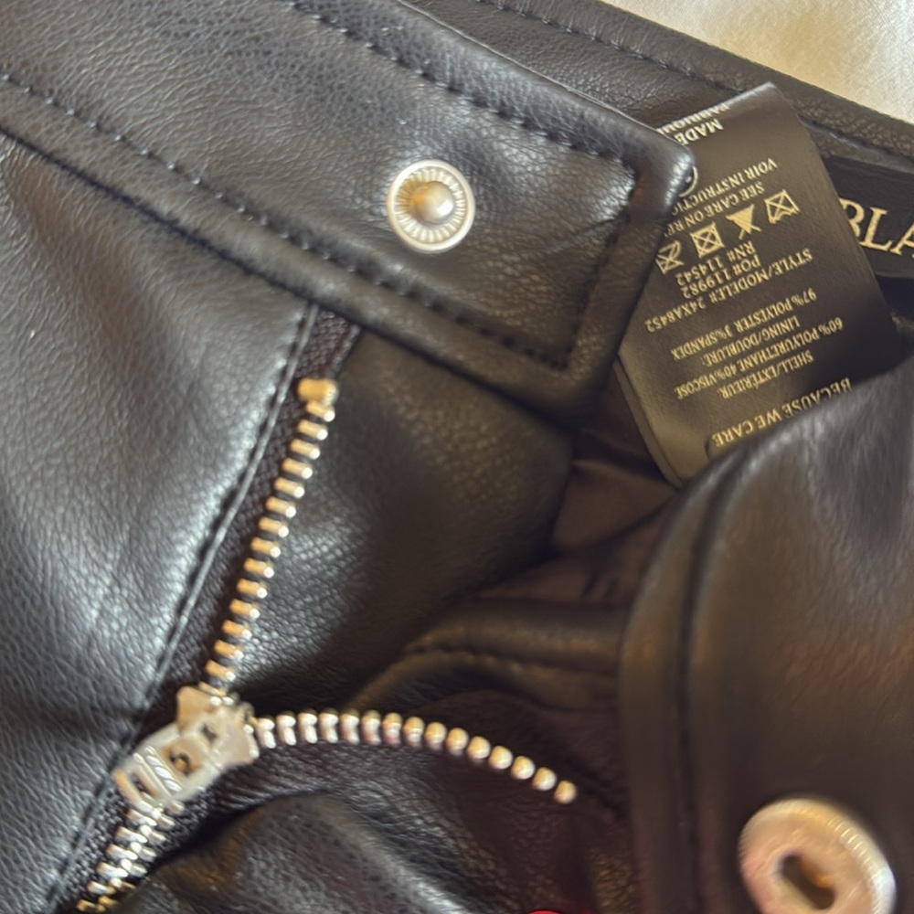 BLANKNYC Faux Leather  Shorts - Picture 9 of 12